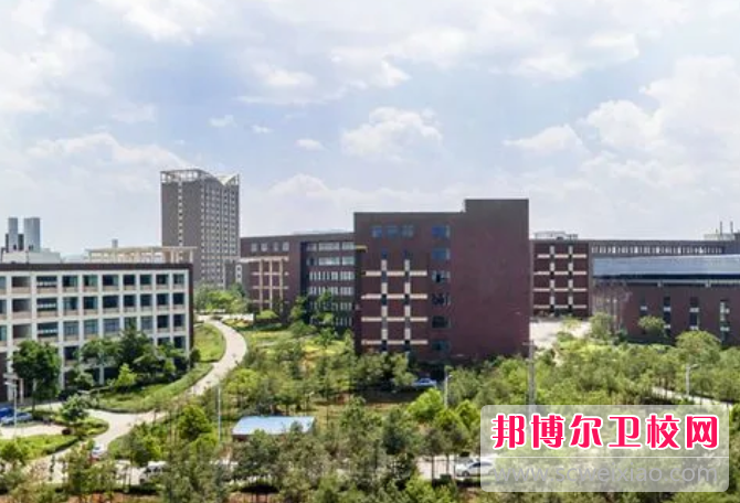 2023年昆明市衛生學校的助學政策有哪些